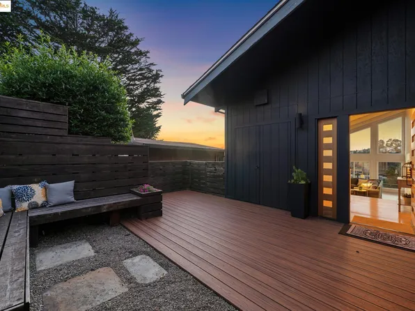 58 Villanova Dr, Oakland, CA 94611