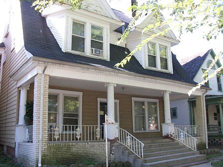 1st image of 719 E Washington St APT 5