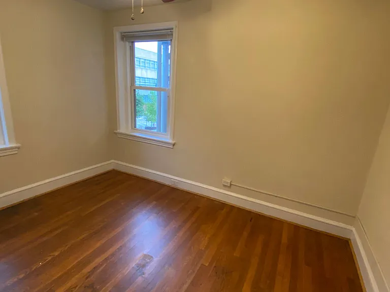 3426 W Grace St #5 — Photo 32