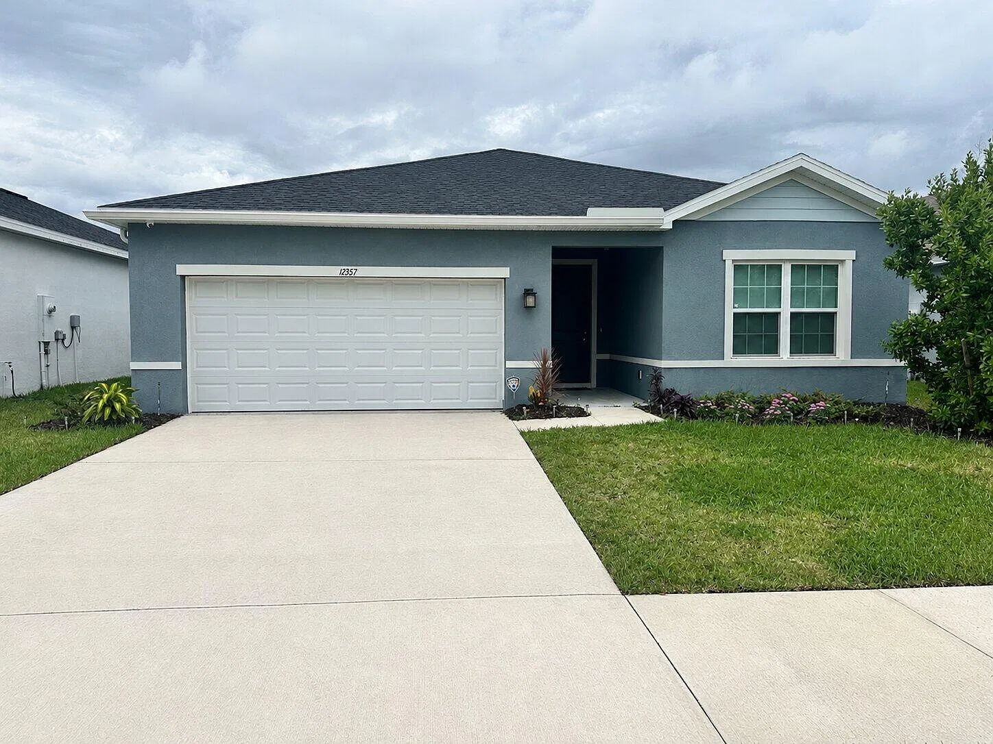 3 bed, 2.0 bath, 1549 sqft, $3,600 — Photo 1