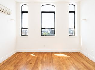 17 Monitor St #4T, Brooklyn, NY 11222
