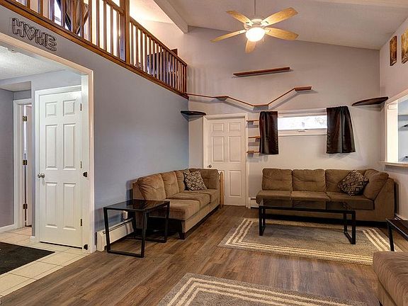 4th image of 34085 Sylvia Dr