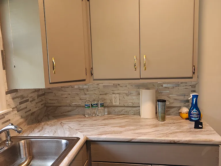 4383 N Olney St — Photo 2