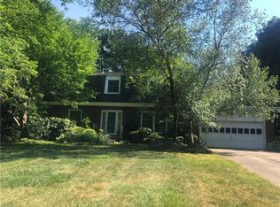 2700 Berkshire Cir, Akron, OH
