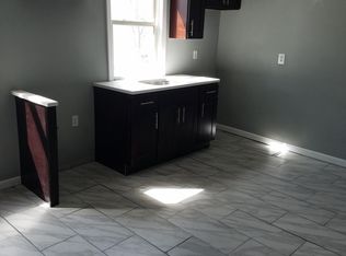 126 S 7th St, Newark, NJ 07107
