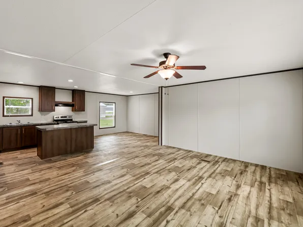 6201 W Bert Kouns Industrial Loop #307, Shreveport, LA 71129