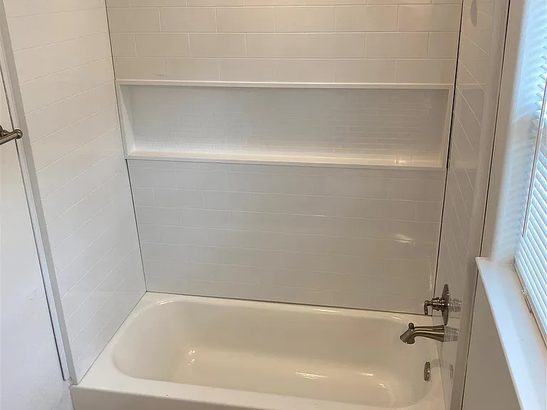 3722 Putnam Dr #A — Photo 13