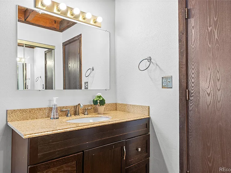4400 Lodge Pole Cir #H-206 — Photo 17