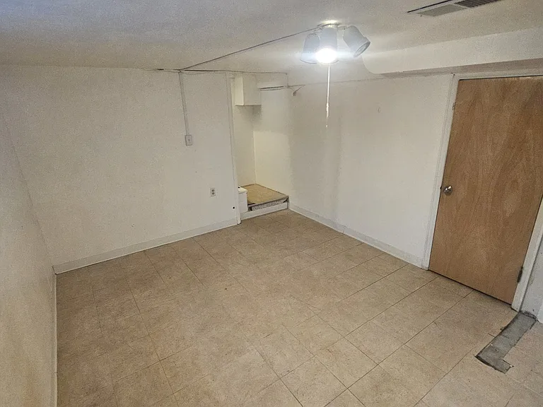 4840 W 30th Ave — Photo 32