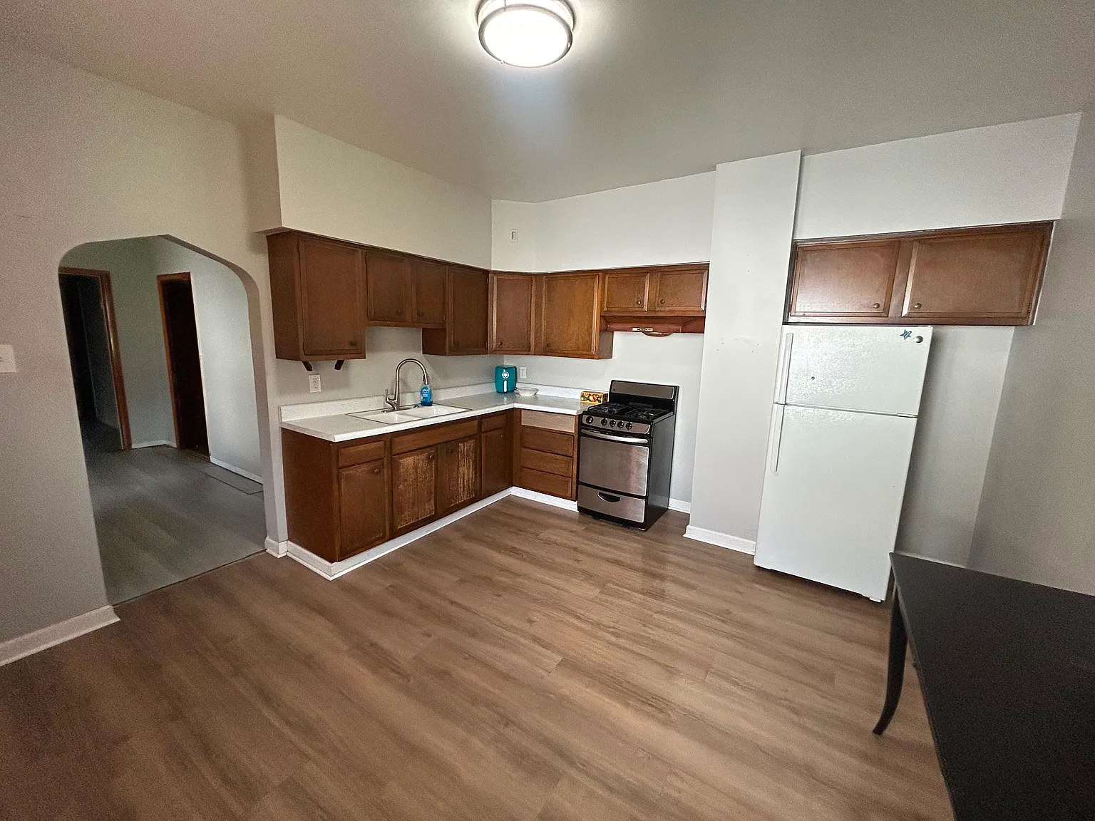 1 bed, 500 sqft, $1,090 — Photo 4