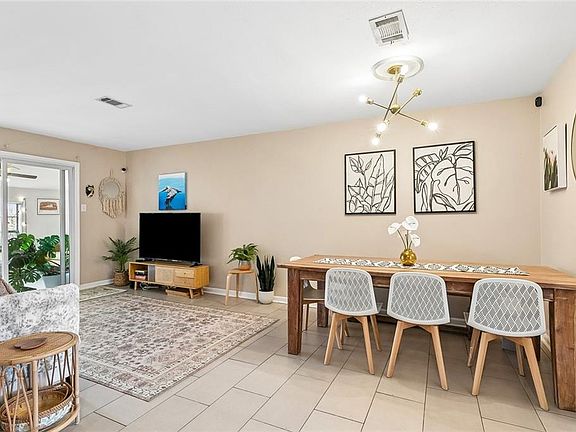 4th image of 3805 Henican Pl