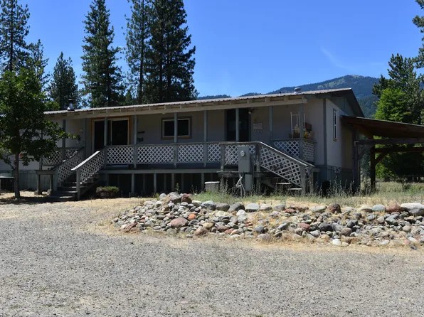 14517 Quartz Valley Dr, Fort Jones, CA 96032