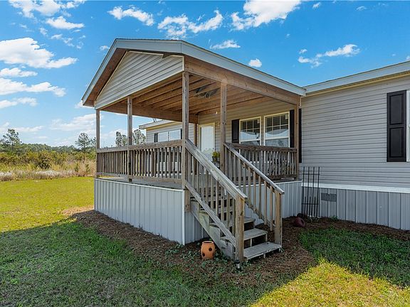 4th image of 5571 Bowen Rd