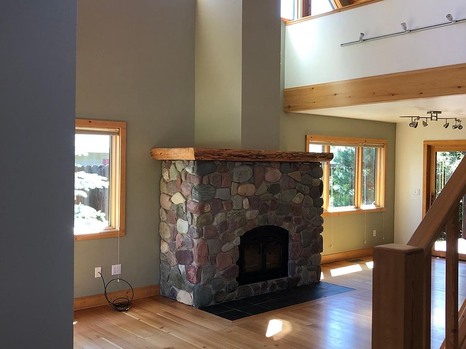 1st image of 410 Iowa Ave