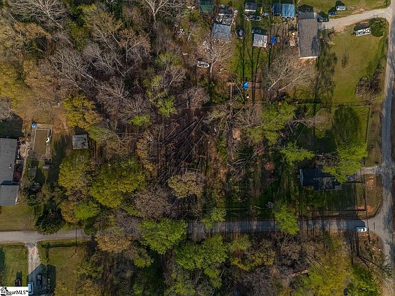 2nd image of 125 Fall St