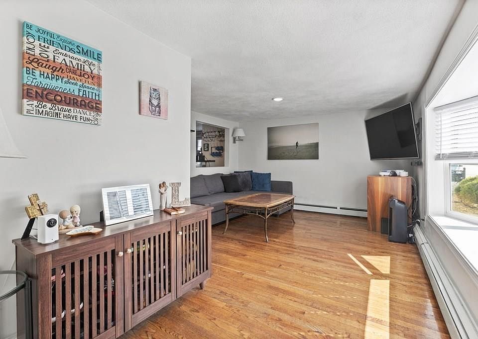 46 Lorraine St, Weymouth, MA 02189 Zillow