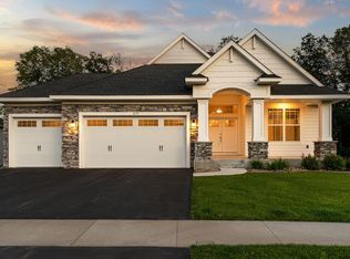2177 Paisley Path, Chanhassen, MN 55317