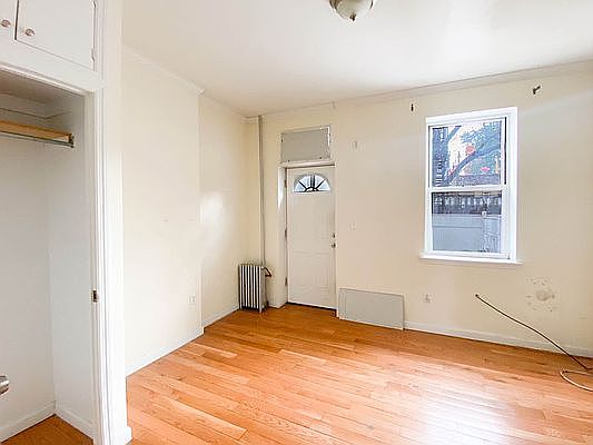 3rd image of 427 3rd Ave #1L
