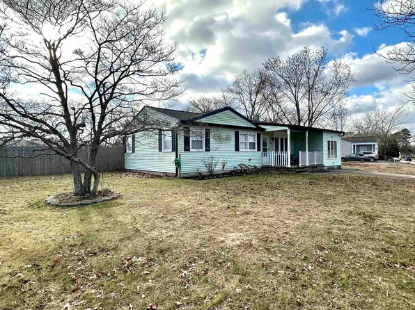 2 Carson Ave, Egg Harbor Township, NJ 08234