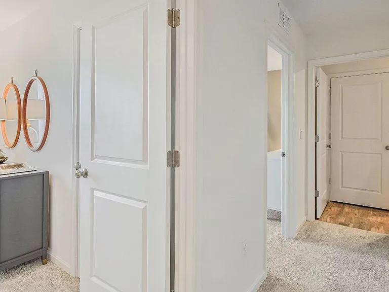 1410 N Marston St — Photo 54