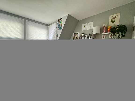 4th image of 469A Massachusetts Ave #5A