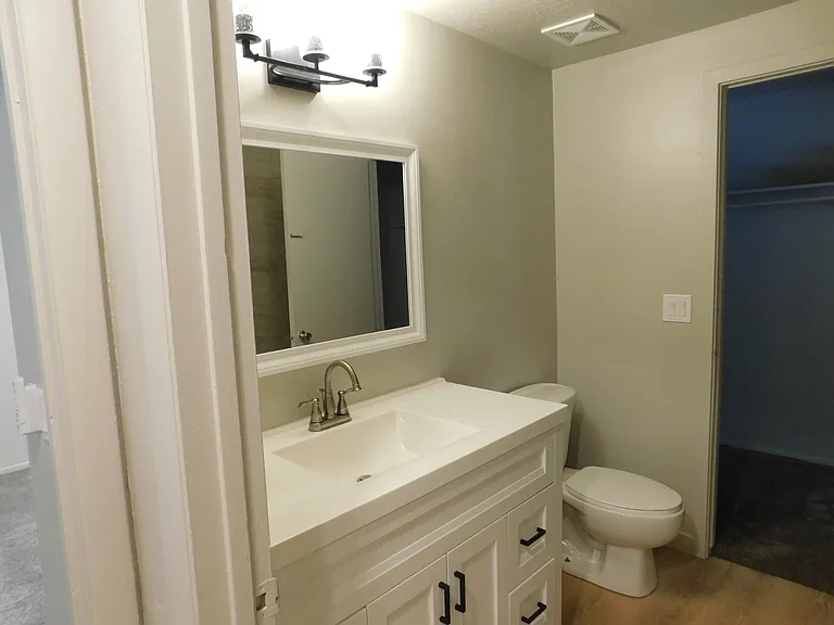 241 E Julie Anna Dr #241 — Photo 8