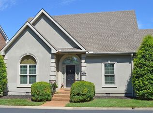 360 Peartree Dr, Clarksville, TN 37043