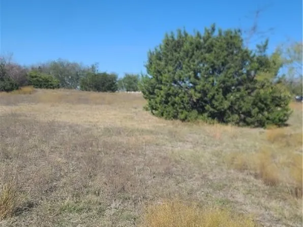 1002 N 42nd St, Temple, TX 76501