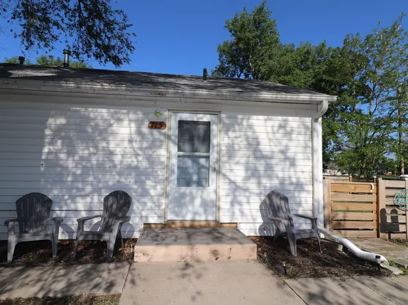 715 W 14th St, Junction City, KS 66441