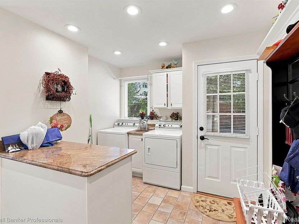 3751 Lake Forest Dr, photo 28