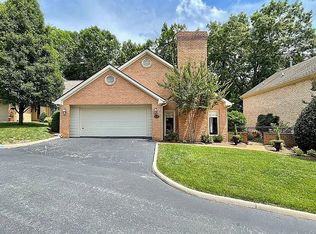 5628 Village Way, Roanoke, VA 24018