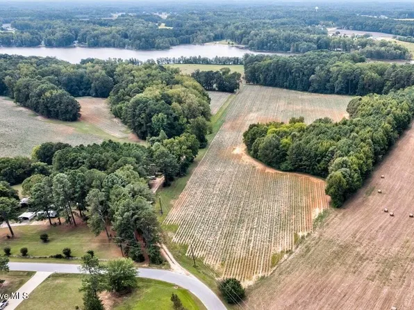 5512 Leon Road, Nashville, NC 27856