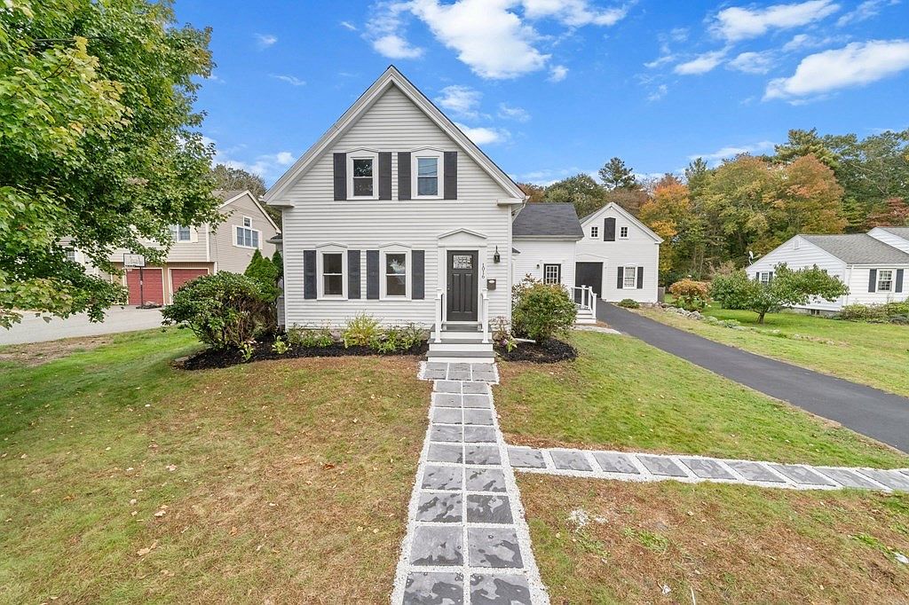1016 Plymouth St, Abington, MA 02351 Zillow