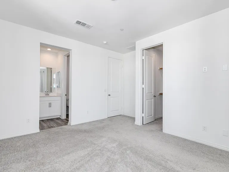 180 Sawbuck — Photo 27