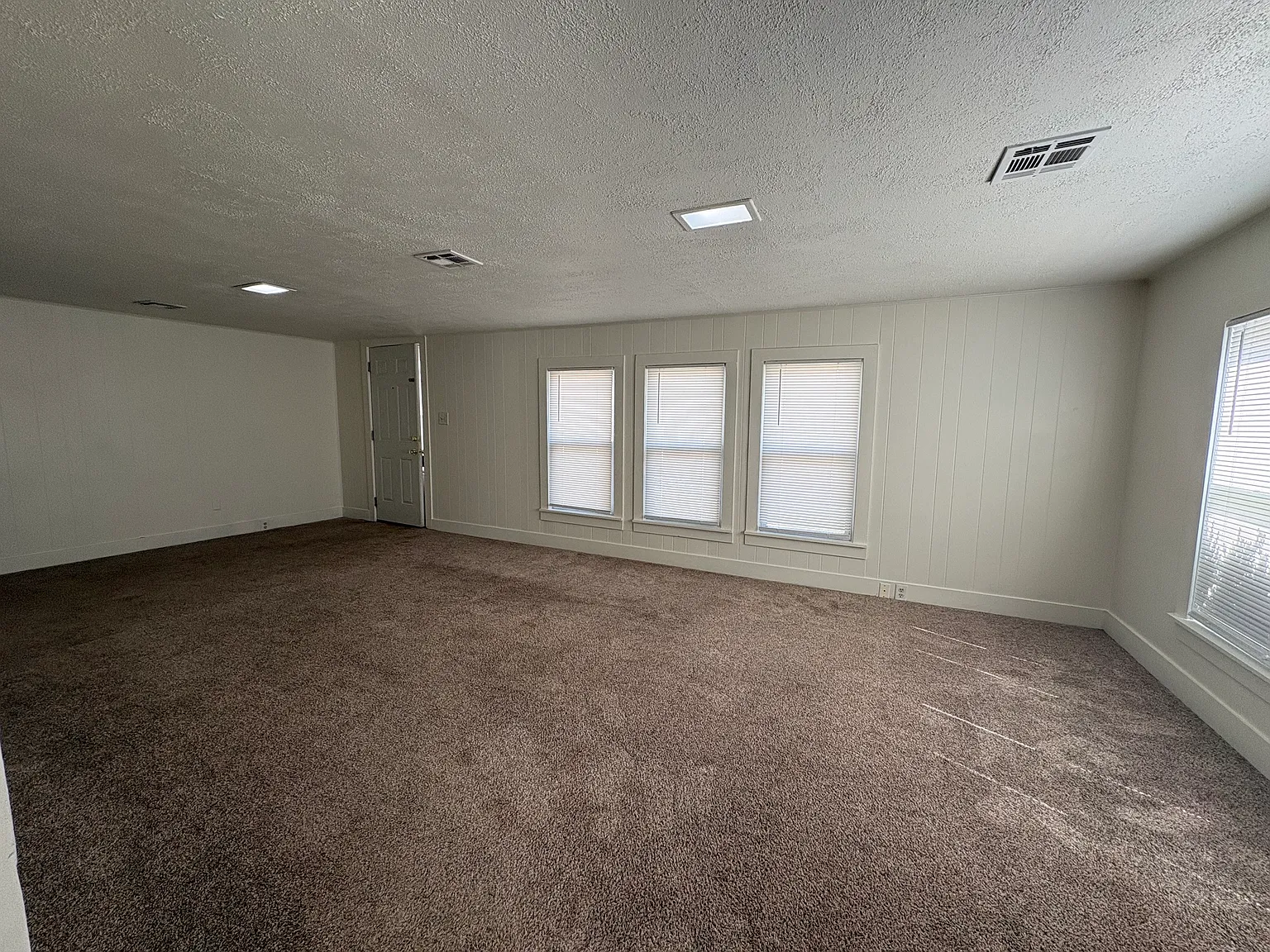 1235 Ford Street - 1 — Photo 2