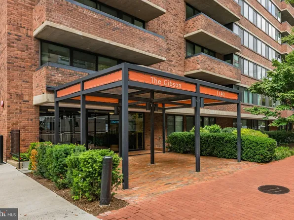 1140 23rd St NW APT 906, Washington, DC 20037