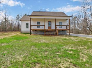 817 Dulog Trl, Jamestown, TN 38556