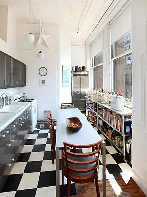 Sold by Sotheby's International Realty | media 5