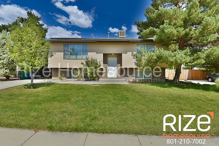 1st image of 5406 W Northlilac Ave