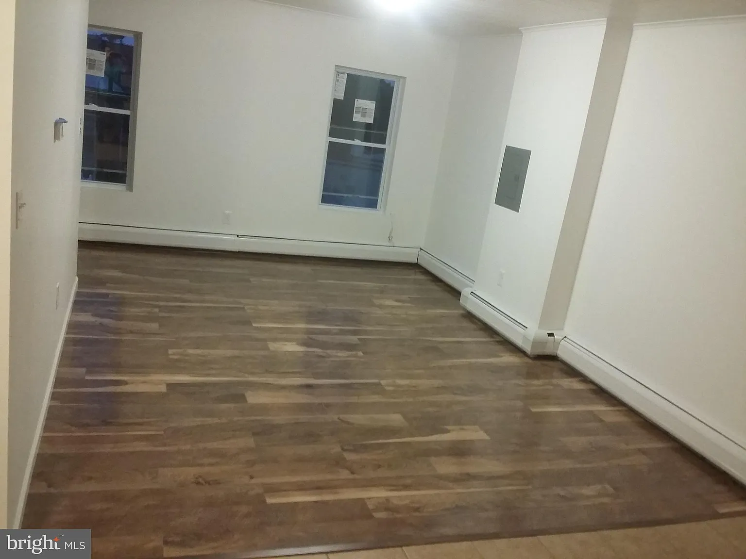 300 Grove St photo 1