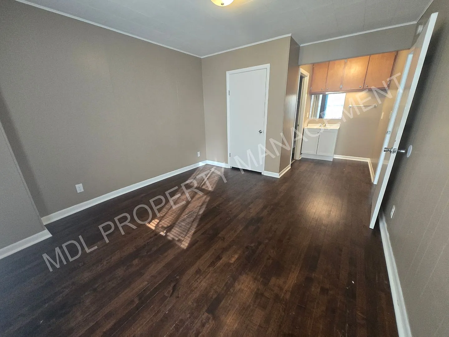 710 Ames Street — Photo 4