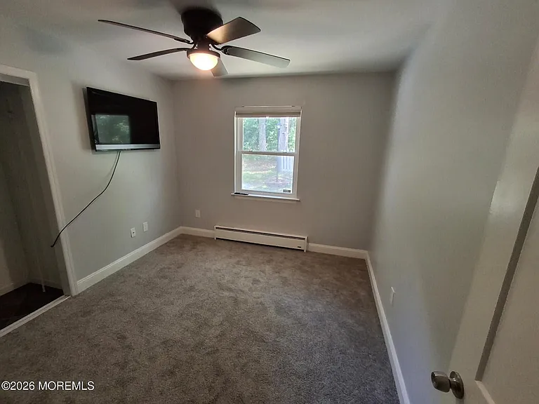 19 Driftwood Dr #212 — Photo 9
