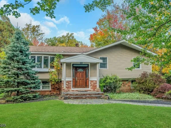 12 Mountainside Dr, Randolph Twp., NJ 07869