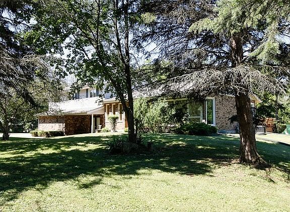 2nd image of 13530 Longview Dr