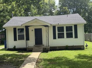 244 E Cedar St, Shelbyville, TN 37160