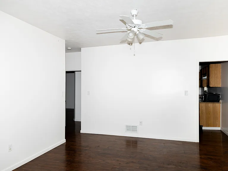 904 Penn Ave #1 — Photo 10