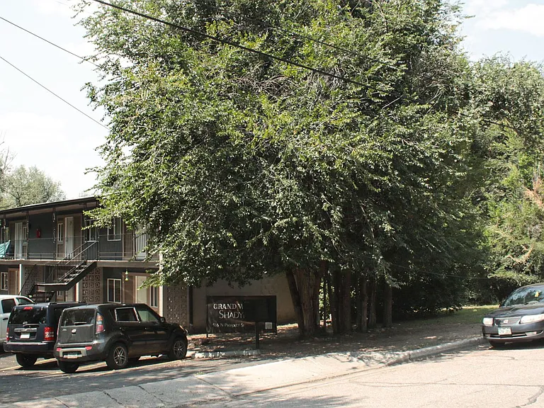 916 N Prospect St — Photo 21