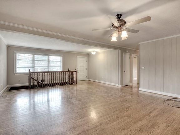 3rd image of 81 Willard Dr