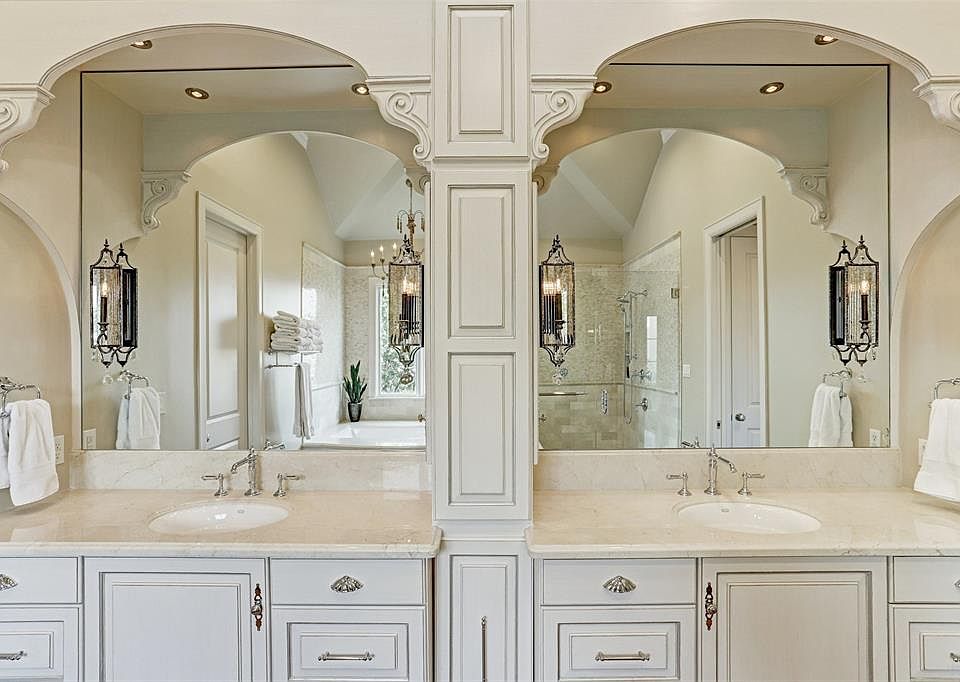 1st image of 527 Lovett Blvd