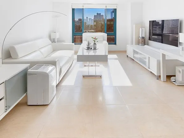 1 Irving Pl APT U20c, New York, NY 10003